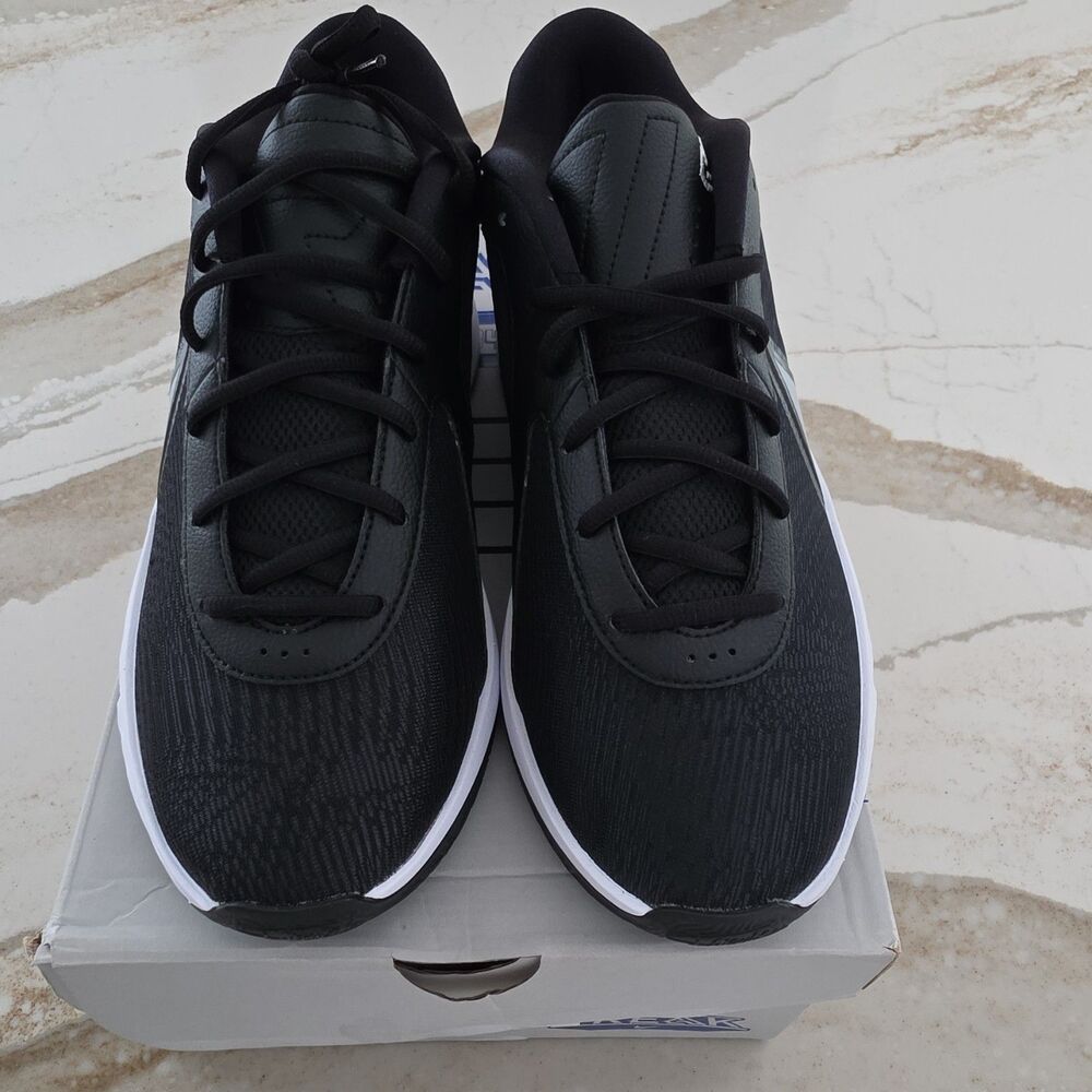 Size 11.5 - Nike Giannis Freak 6 Black White